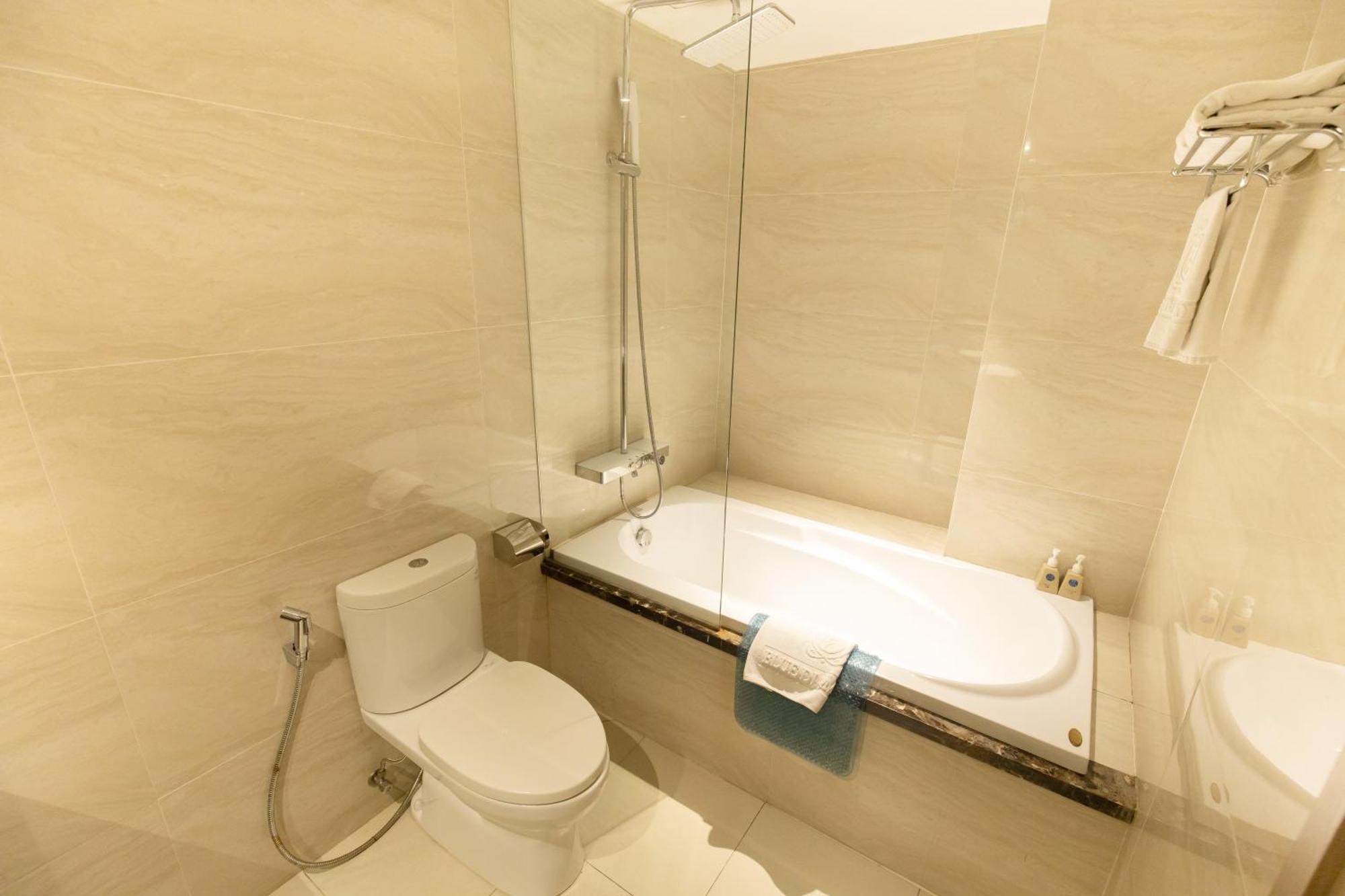Nicecy Suite Hotel & Spa Ho Chi Minh City Exterior photo